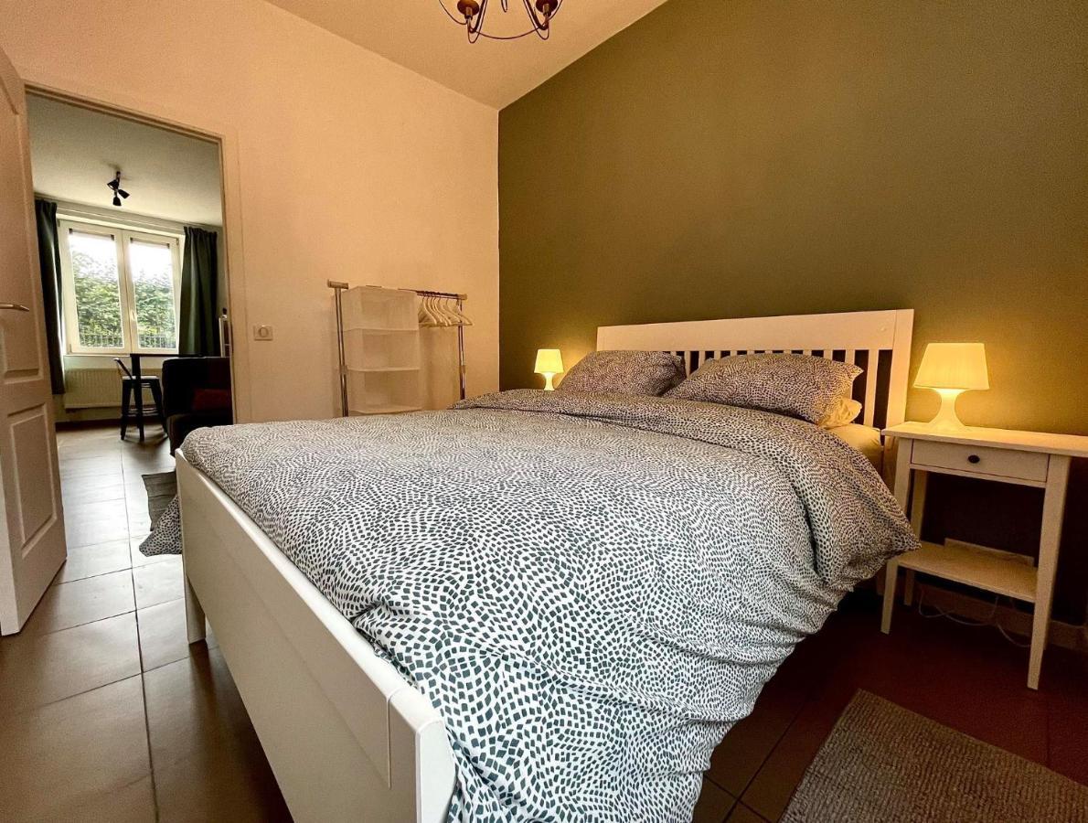 L'Appartement D'Houyet - Esc'Appart Εξωτερικό φωτογραφία